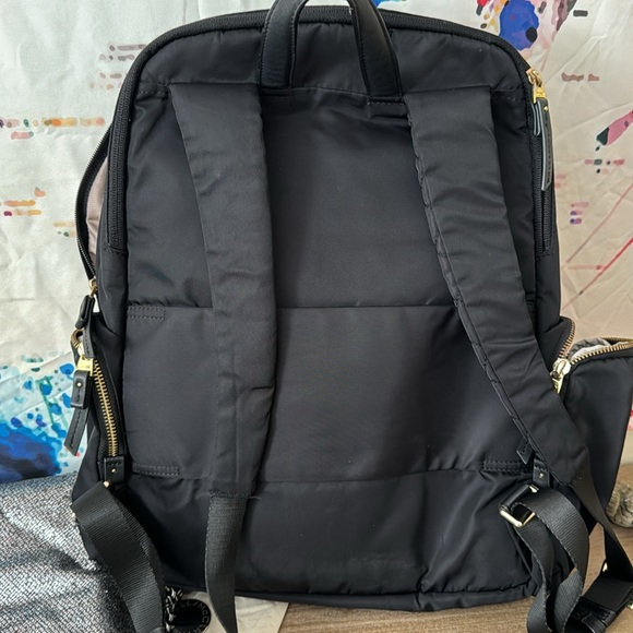 Used with stains - Picture 3 of 4